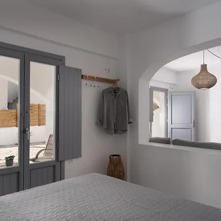 The Vine Suites Vourvoulos Exterior photo